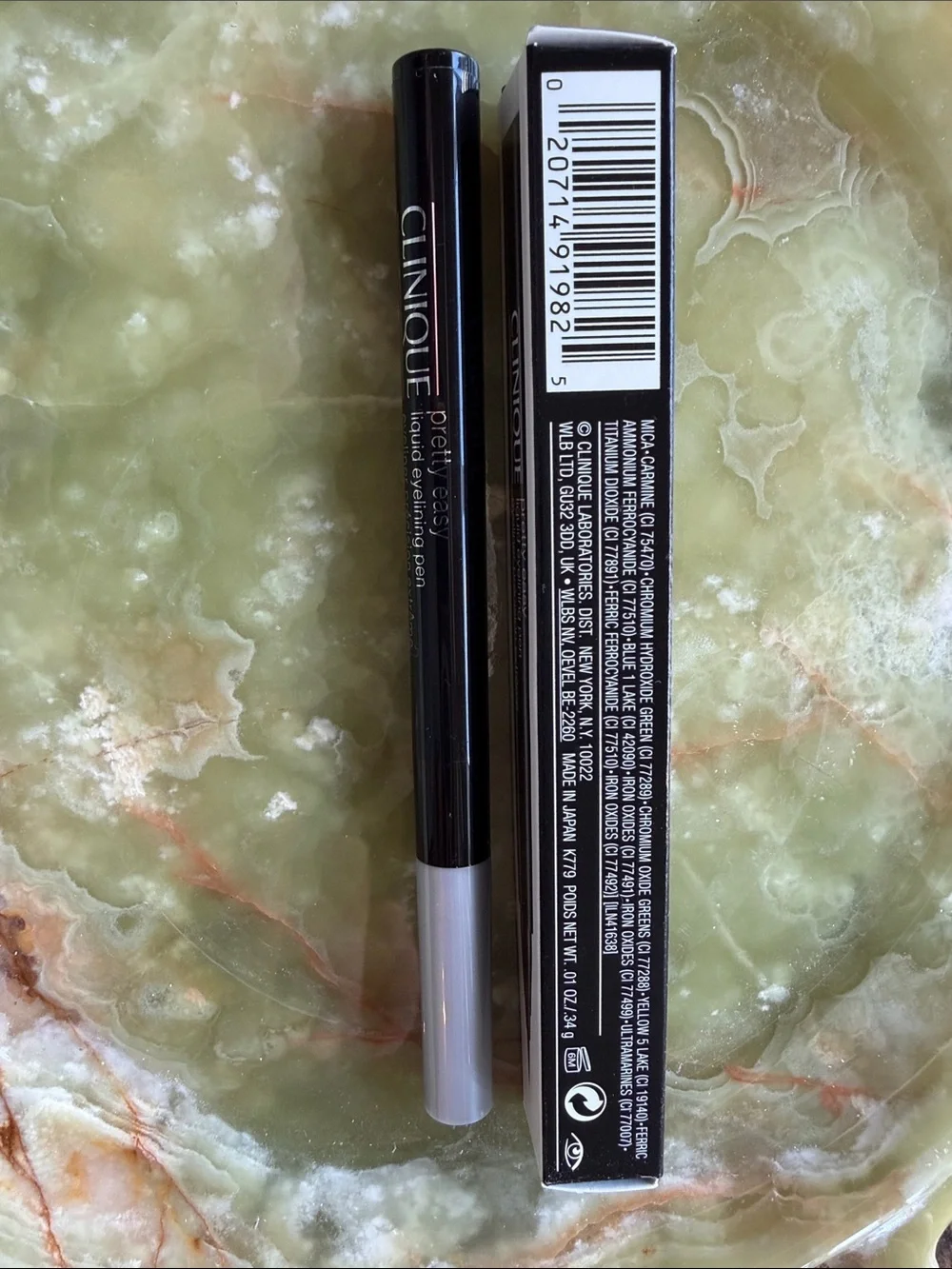 Clinique Pretty Easy Liquid Eyelining Pen - Black 01 - New in Box